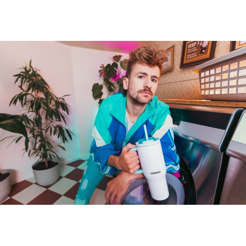 Thermal mug with telescopic straw Kambukka Rio Tumbler 950ml Frosty Coconut Thermal mug with telescopic straw Kambukka Rio Tumbler 950ml Frosty Coconut