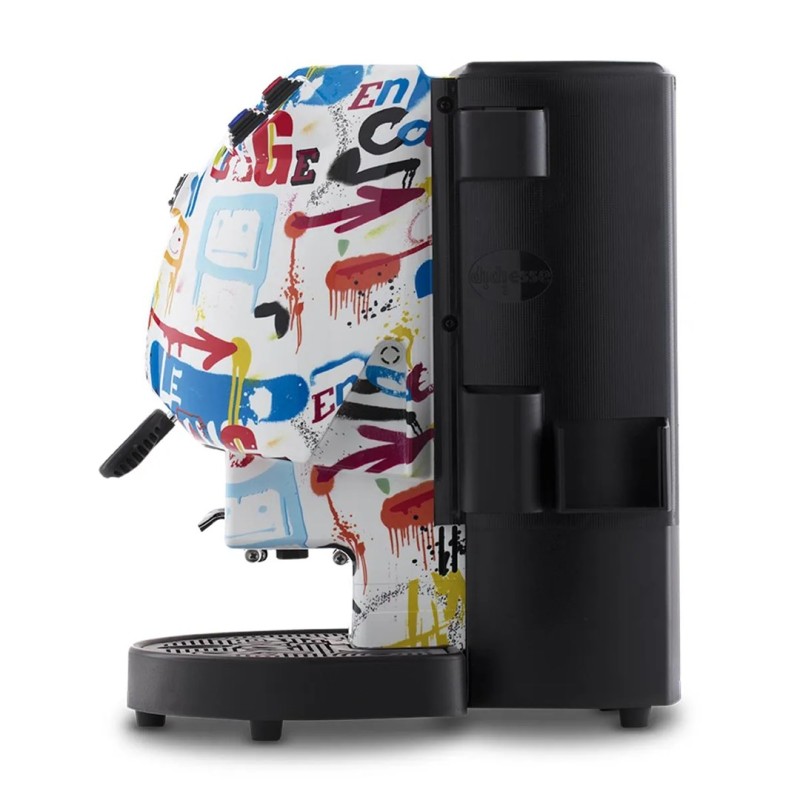 Kettle HARIO 4977642021563 (1.2l ; black color) Kettle HARIO 4977642021563 (1.2l ; black color)