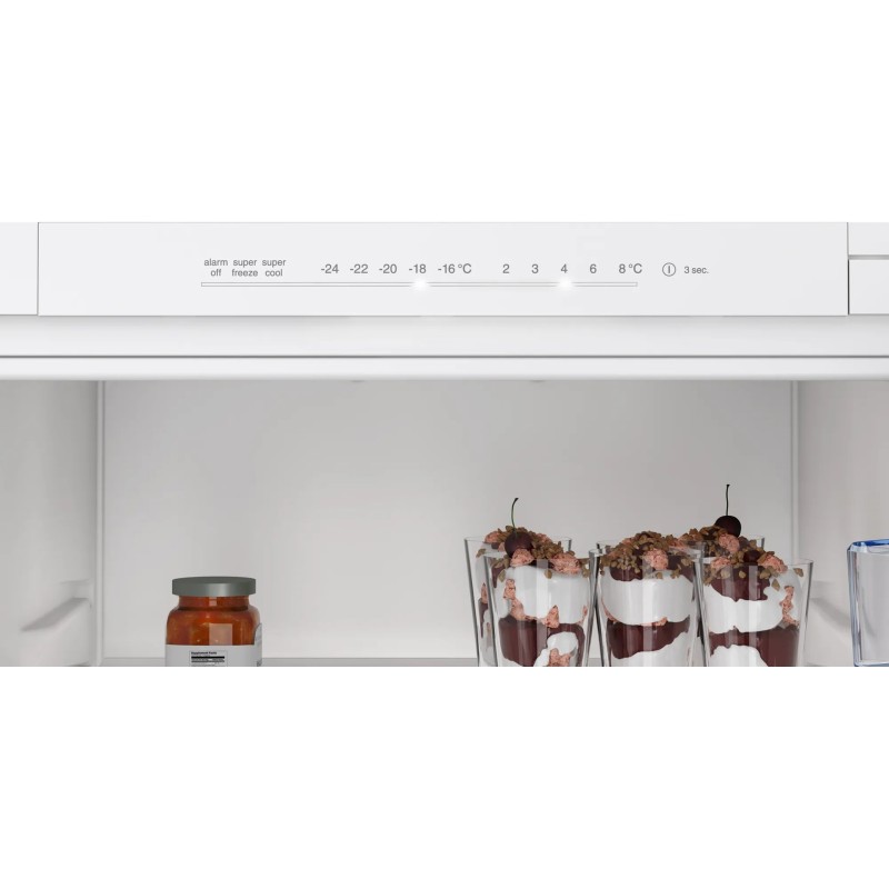 Bosch Serie 2 KIN96NSE0 fridge-freezer Built-in 290 L E White Bosch Serie 2 KIN96NSE0 fridge-freezer Built-in 290 L E White