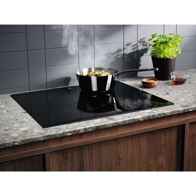 Electrolux EIS62443 Black Built-in 60 cm Zone induction hob 4 zone(s) Electrolux EIS62443 Black Built-in 60 cm Zone induction hob 4 zone(s)