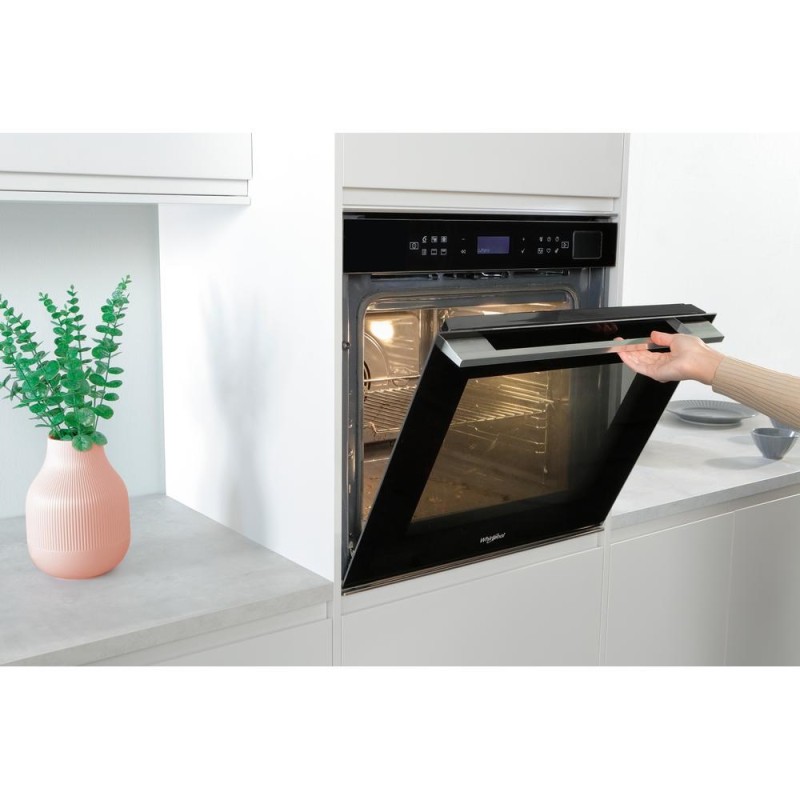 Whirlpool W7 OS4 4S1 P BL 73 L 3650 W A+ Black Whirlpool W7 OS4 4S1 P BL 73 L 3650 W A+ Black