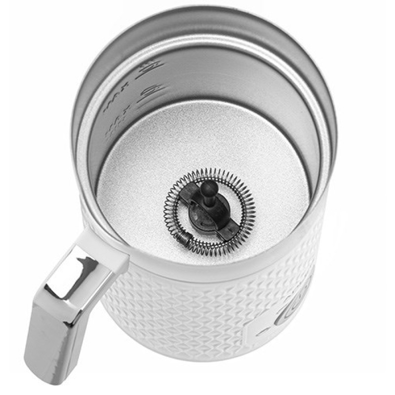 Adler AD 4494 milk frother/warmer Automatic Metallic, White Adler AD 4494 milk frother/warmer Automatic Metallic, White