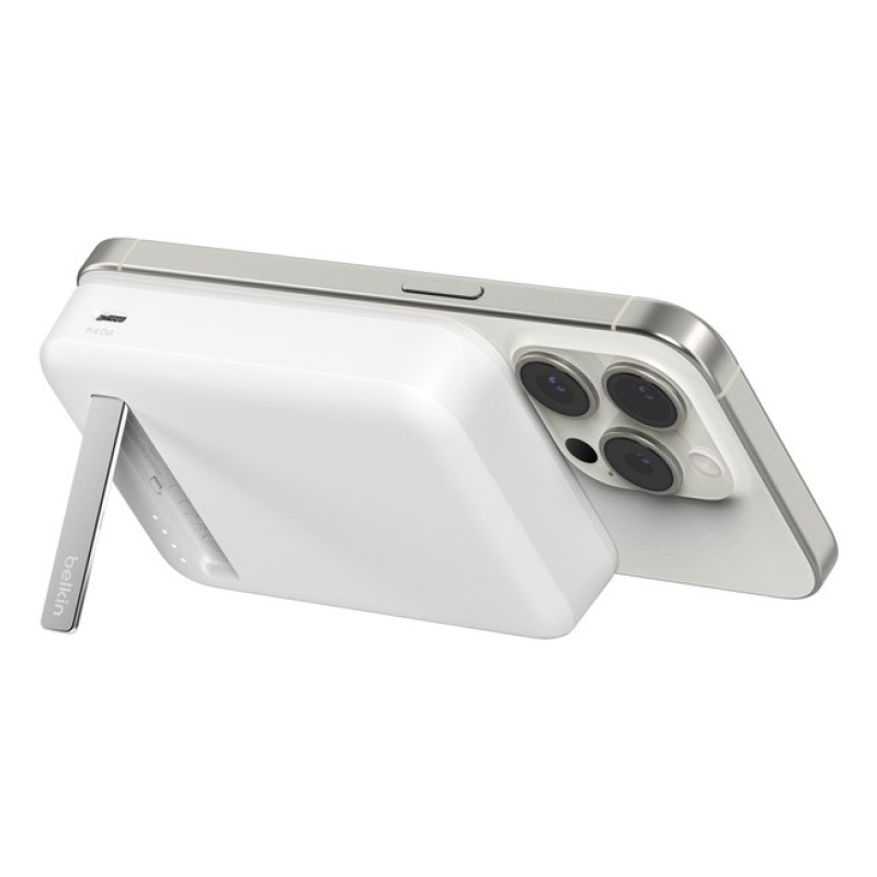 Belkin BoostCharge Pro Wireless charging White Belkin BoostCharge Pro Wireless charging White