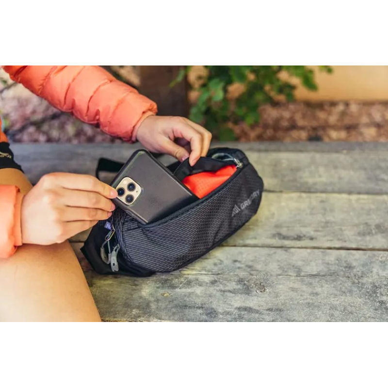 Plecak miejski DEUTER Giga lavender-purple Plecak miejski DEUTER Giga lavender-purple