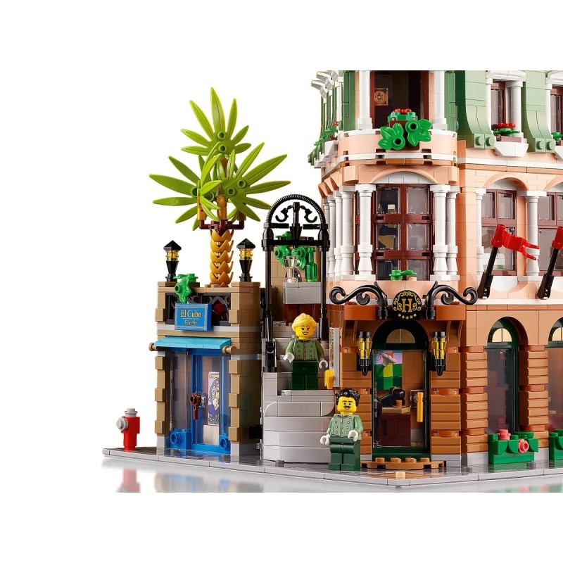 LEGO ICONS 10297 BOUTIQUE HOTEL LEGO ICONS 10297 BOUTIQUE HOTEL