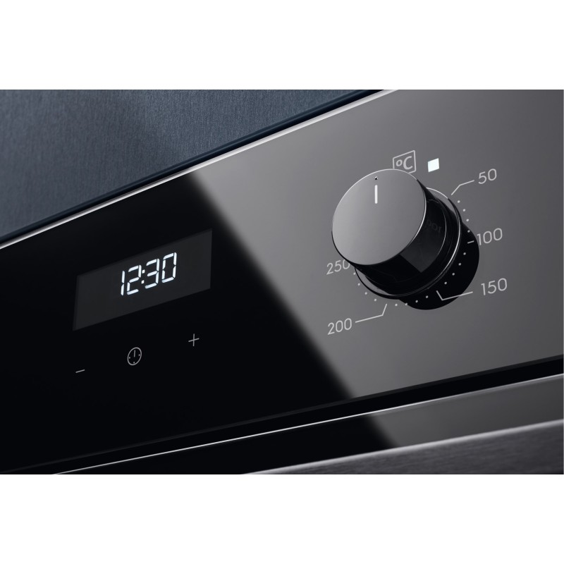 Oven with catalytic converter Electrolux EOF5C50BZ 65 L black Oven with catalytic converter Electrolux EOF5C50BZ 65 L black