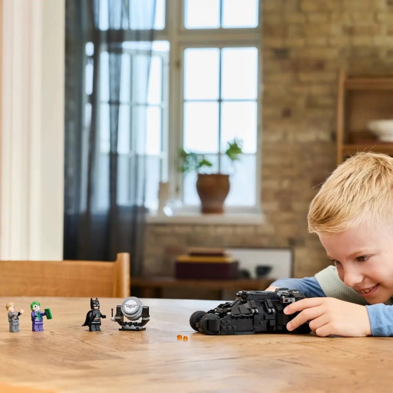 LEGO BATMAN 76303 Batman Tumbler vs. Two-Face & The Joker LEGO BATMAN 76303 Batman Tumbler vs. Two-Face & The Joker