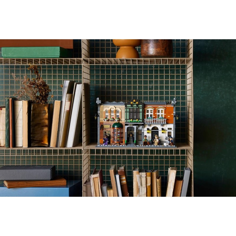 LEGO ICONS 10351 Sherlock Holmes: Book nook