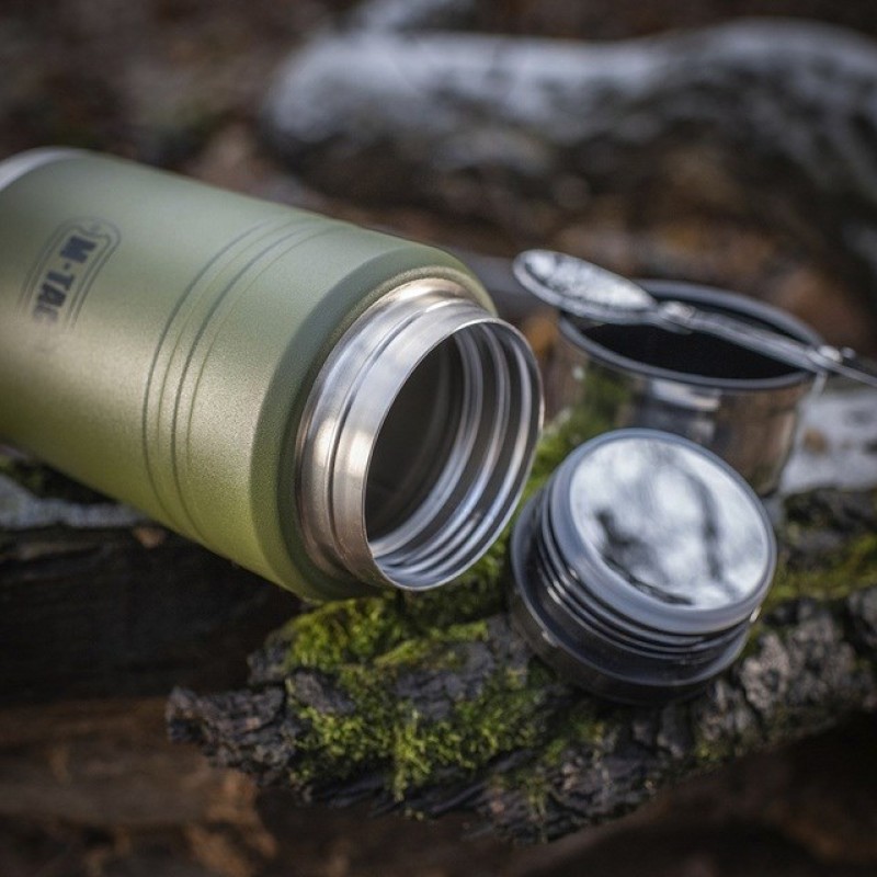 M-Tac UN-R02-750A Food thermos with foldable stainless steel spoon, 750 ml, olive green M-Tac UN-R02-750A Food thermos with foldable stainless steel spoon, 750 ml, olive green