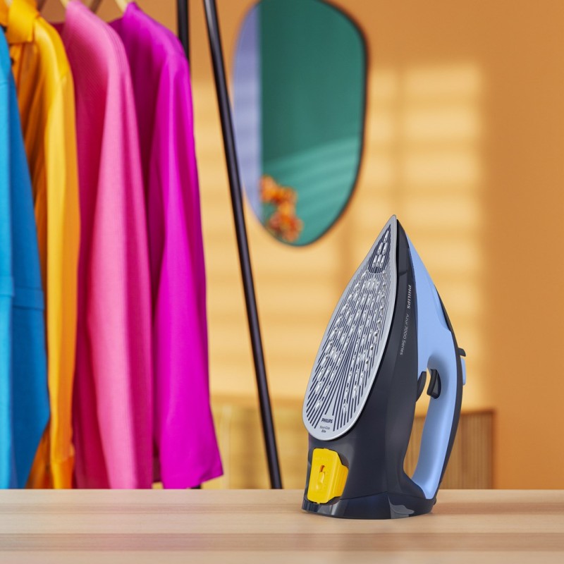 Philips 7000 series DST7041/20 HV Steam Iron Light/Dark Blue Philips 7000 series DST7041/20 HV Steam Iron Light/Dark Blue