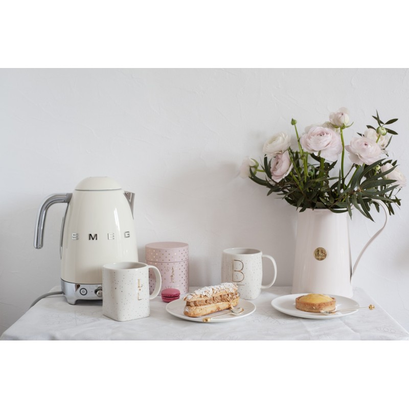 Smeg 50's Style Kettles KLF04CREU Cream Smeg 50's Style Kettles KLF04CREU Cream