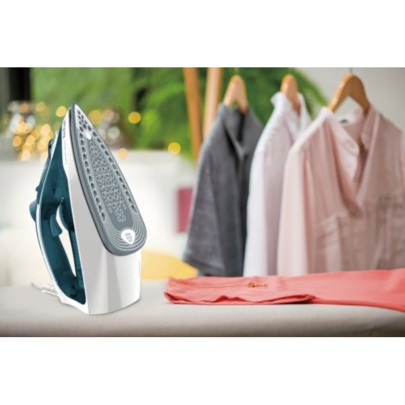Tefal FV2839 Dry & Steam iron Cerilium soleplate 2400 W Blue, White Tefal FV2839 Dry & Steam iron Cerilium soleplate 2400 W Blue, White