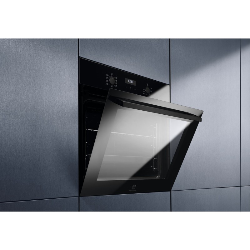 Oven with catalytic converter Electrolux EOF5C50BZ 65 L black Oven with catalytic converter Electrolux EOF5C50BZ 65 L black
