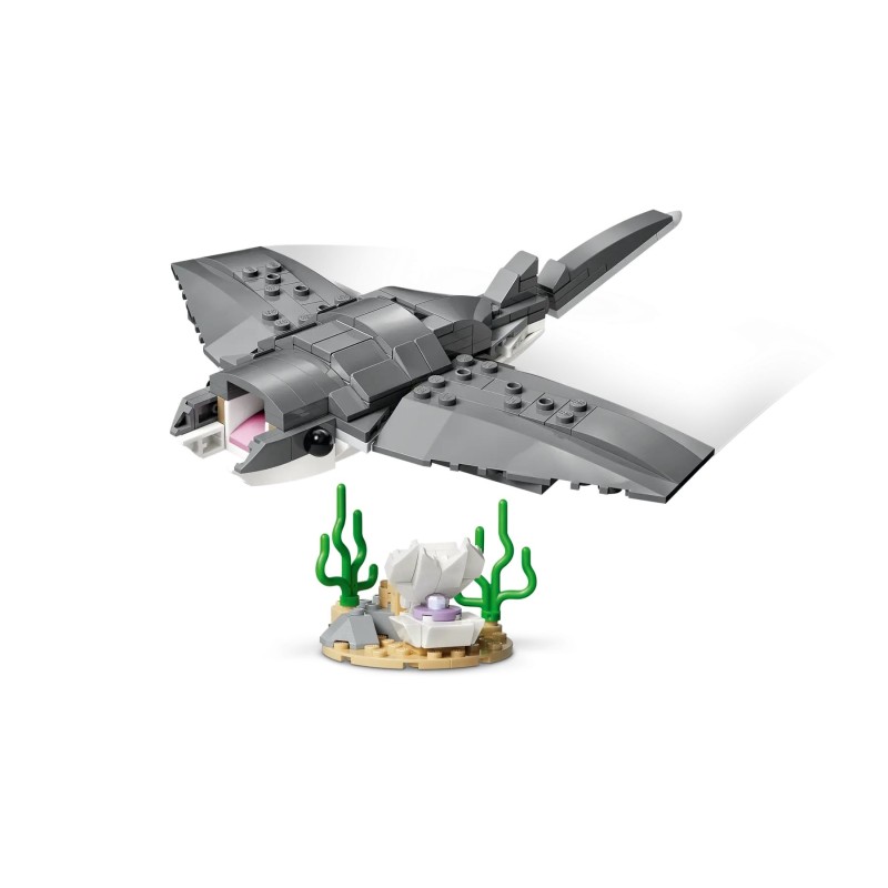 LEGO CREATOR 3 IN 1 31381 Fierce Shark with a Treasure Chest