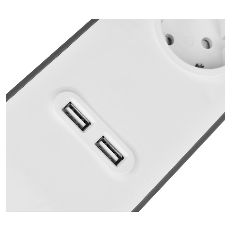 Maclean power strip, 4-socket extension cable + 2xUSB, with switches, 250VAC/10A, 2.1A 5V, 1.5m, black, MCE229 B Maclean power strip, 4-socket extension cable + 2xUSB, with switches, 250VAC/10A, 2.1A 5V, 1.5m, black, MCE229 B