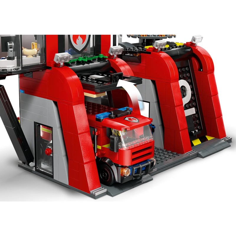 LEGO CITY 60414 FIRE STATION WITH FIRE TRUCK LEGO CITY 60414 FIRE STATION WITH FIRE TRUCK