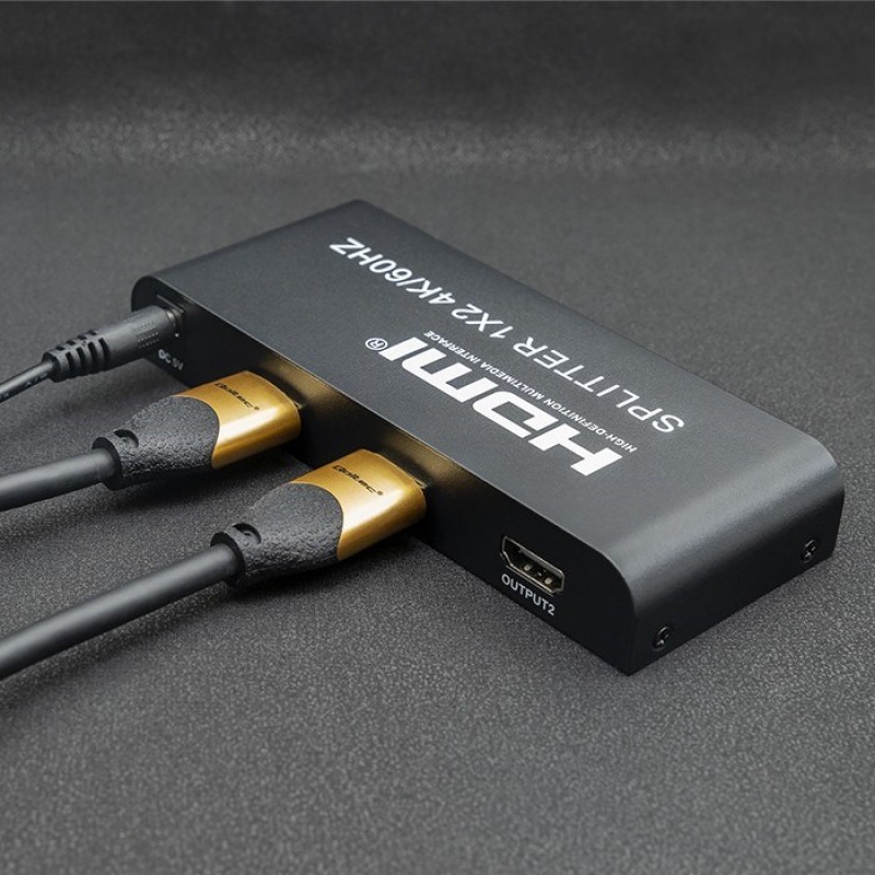 Qoltec 51797 Active HDMI Splitter 2 x HDMI 4K x 2K | 6Gb/s | 60Hz Qoltec 51797 Active HDMI Splitter 2 x HDMI 4K x 2K | 6Gb/s | 60Hz