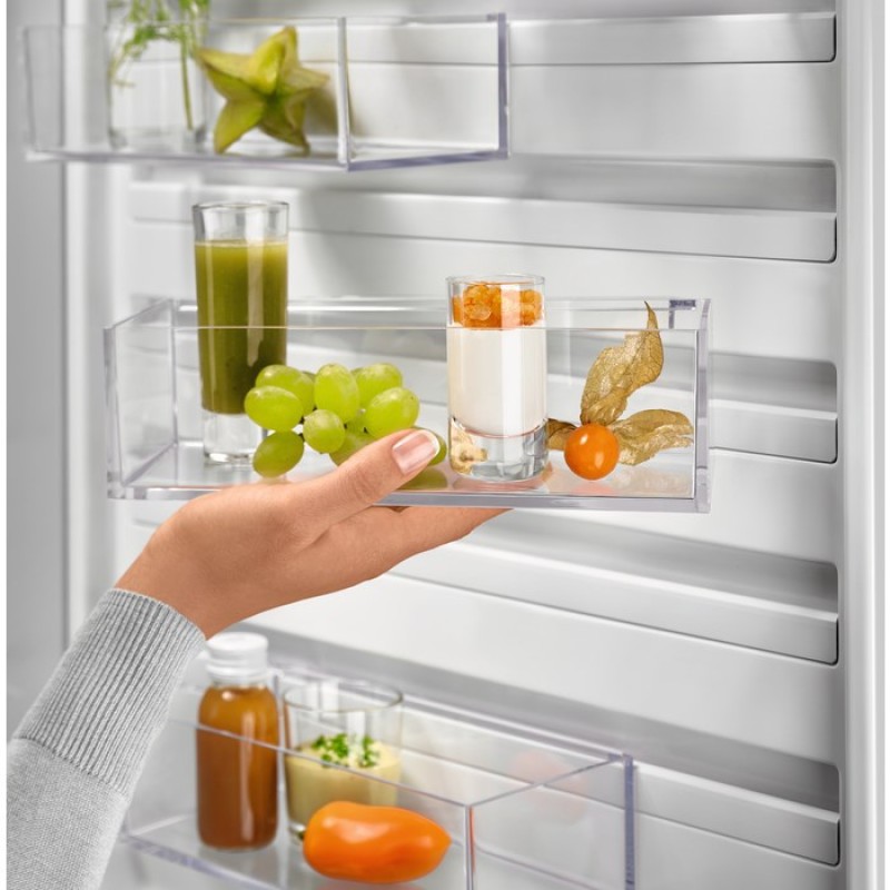 Electrolux LNT7ME36X3 Freestanding 366 L E Stainless steel Electrolux LNT7ME36X3 Freestanding 366 L E Stainless steel