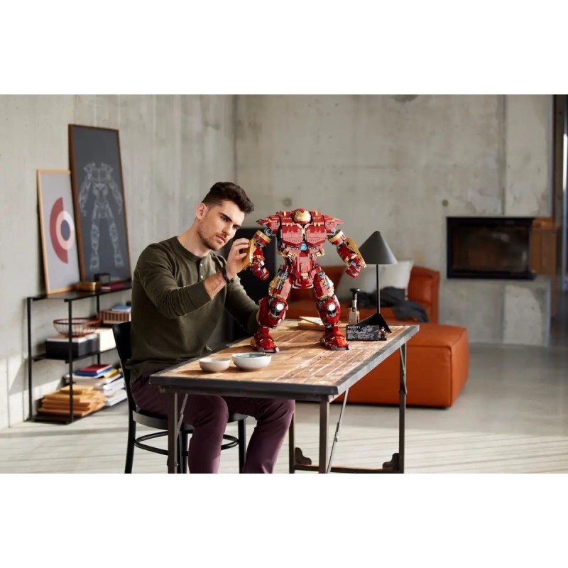 LEGO MARVEL 76210 HULKBUSTER