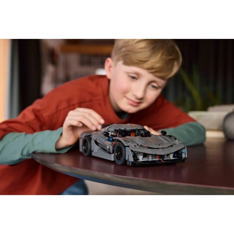 LEGO TECHNIC 42173 Koenigsegg Jesko Absolute Grey Hypercar LEGO TECHNIC 42173 Koenigsegg Jesko Absolute Grey Hypercar