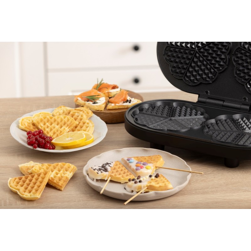 Waffle maker GORENJE WM1200B black, 1200 W