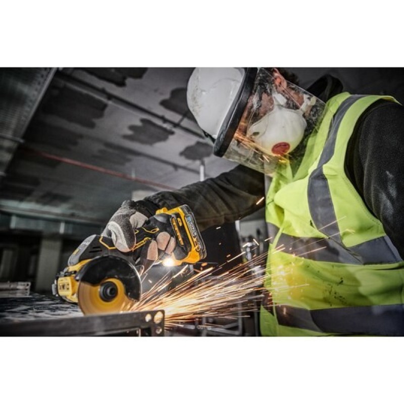 DeWALT DCS438N-XJ cordless universal cutter 18 V DeWALT DCS438N-XJ cordless universal cutter 18 V