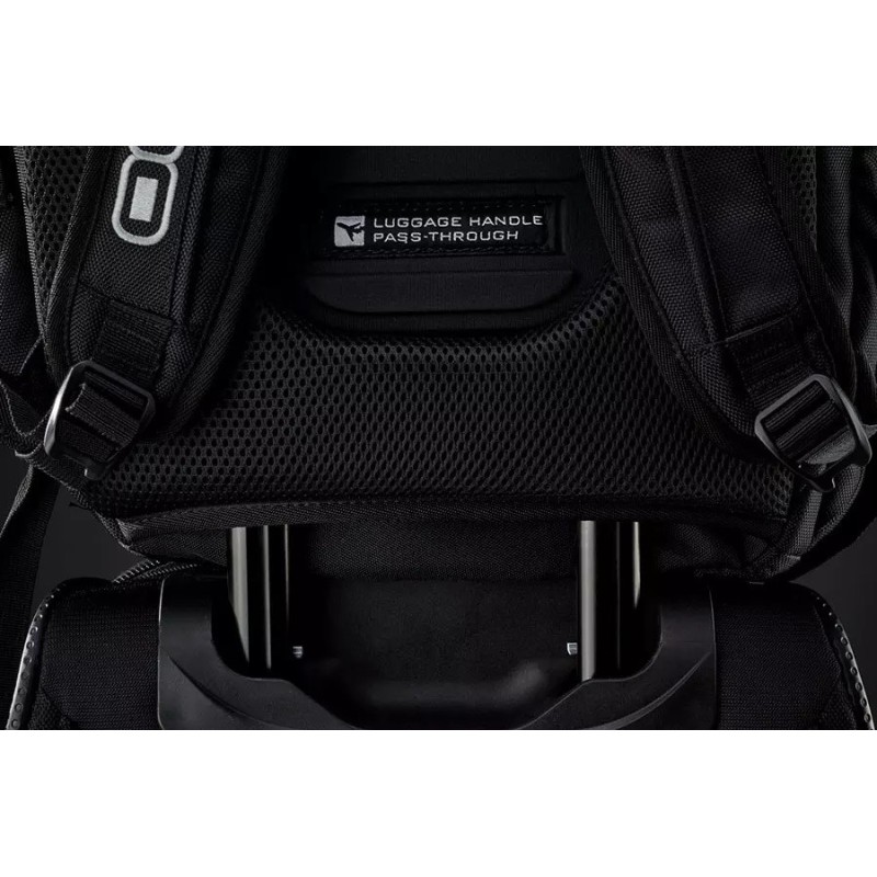 OGIO BACKPACK RENEGADE RSS BLACK PINDOT P/N: 111071_317 OGIO BACKPACK RENEGADE RSS BLACK PINDOT P/N: 111071_317