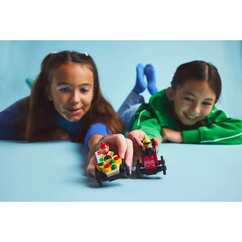 LEGO CITY 60458 Pizza vs. Fire Truck LEGO CITY 60458 Pizza vs. Fire Truck