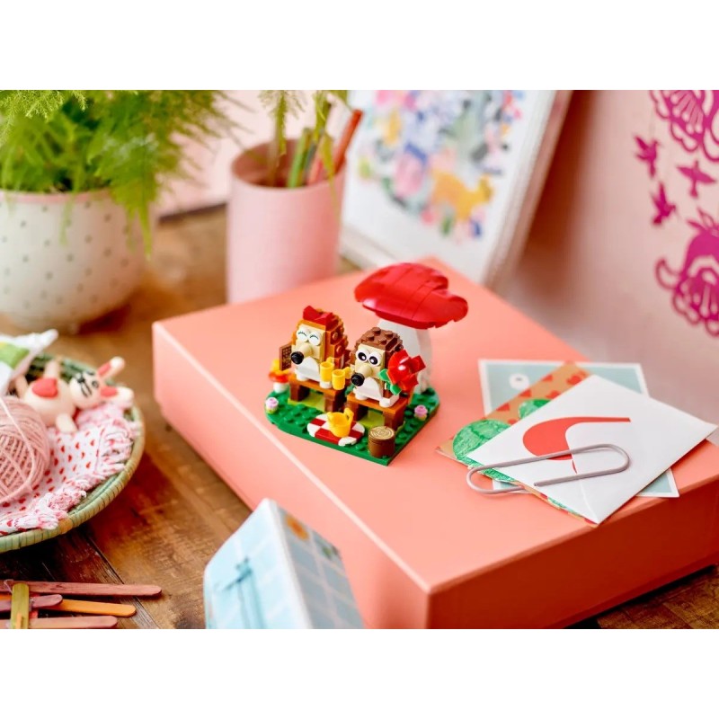 LEGO 40711 Hedgehog Picnic Date LEGO 40711 Hedgehog Picnic Date