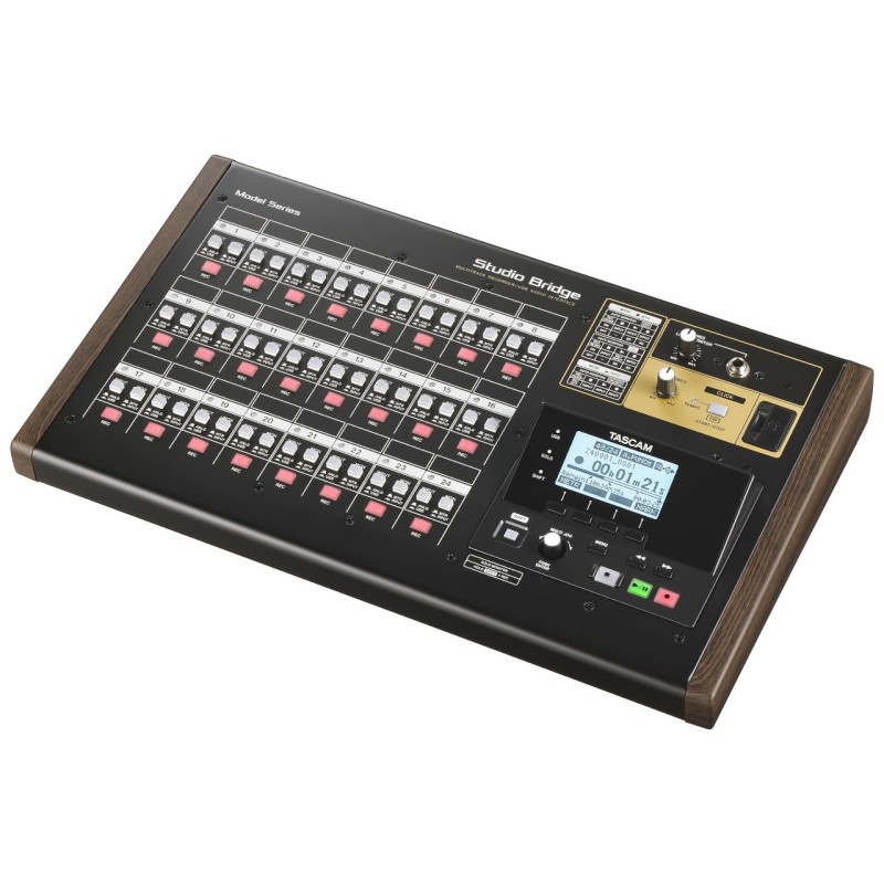 Tascam DR-07XP - Przenośny rejestrator cyfrowy z interfejsem USB Tascam DR-07XP - Przenośny rejestrator cyfrowy z interfejsem USB