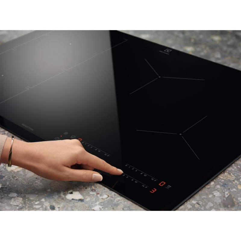 Electrolux EIS62443 Black Built-in 60 cm Zone induction hob 4 zone(s) Electrolux EIS62443 Black Built-in 60 cm Zone induction hob 4 zone(s)