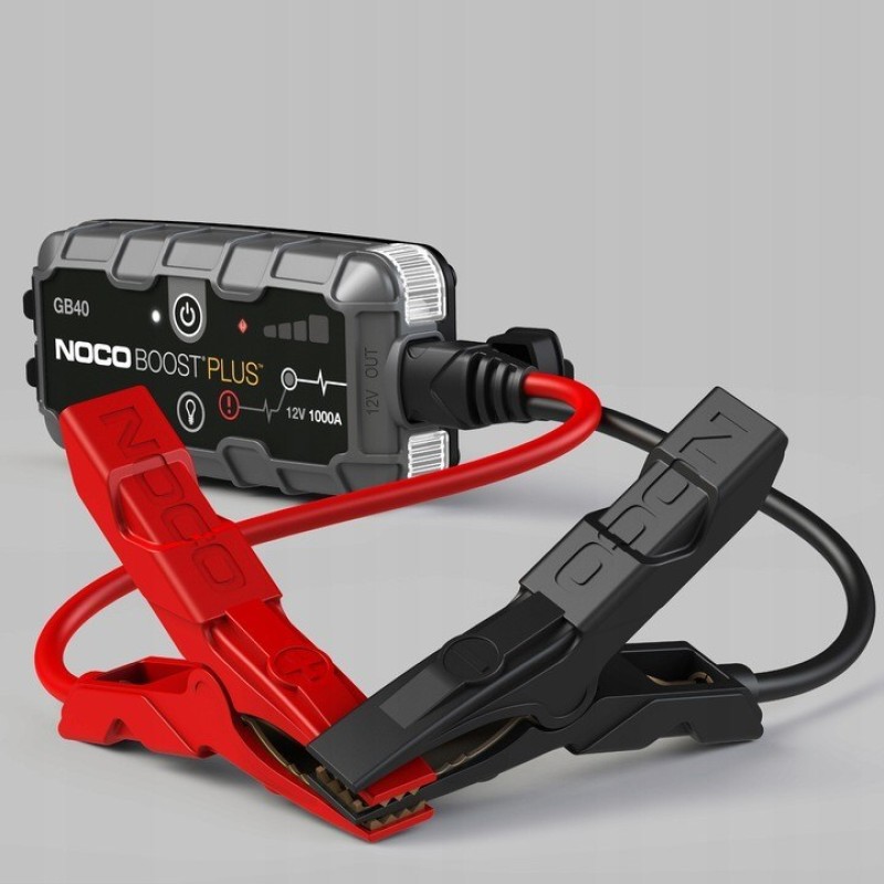 NOCO GB40 Boost 12V 1000A Jump Starter starter device with integrated 12V/USB battery NOCO GB40 Boost 12V 1000A Jump Starter starter device with integrated 12V/USB battery