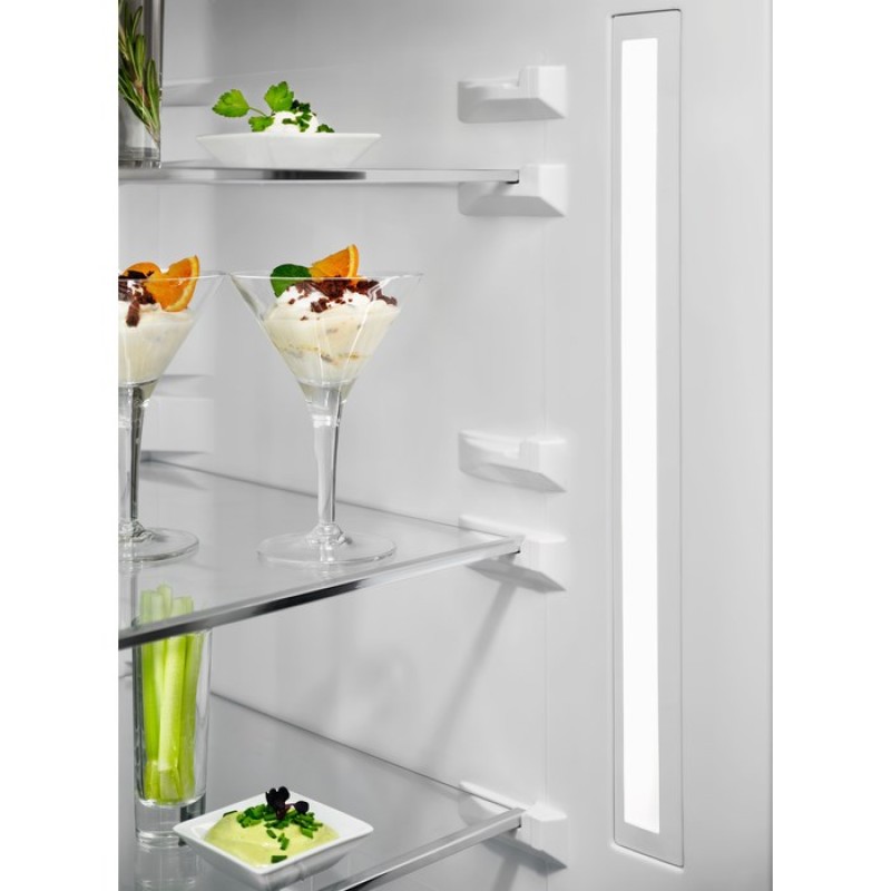 Electrolux LNT7ME36X3 Freestanding 366 L E Stainless steel Electrolux LNT7ME36X3 Freestanding 366 L E Stainless steel