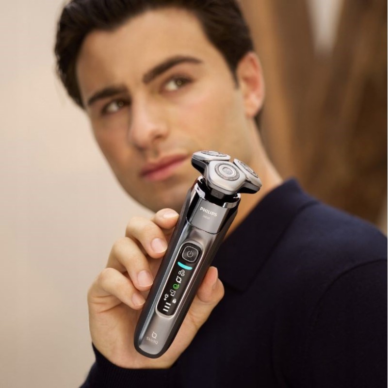 Philips i9000 X9002 Wet & Dry Electric Shaver with SkinIQ