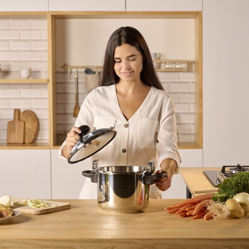 Pressure cooker 6l Taurus Classic Moments KPC5006 (stainless steel) Pressure cooker 6l Taurus Classic Moments KPC5006 (stainless steel)