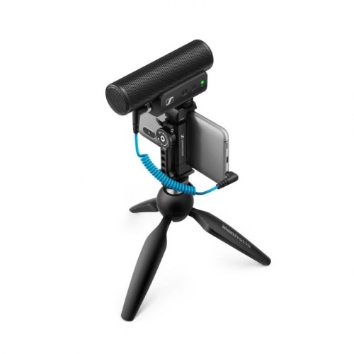Sennheiser MKE 400 Mobile Kit - condenser, supercardioid microphone with low-pass filter with Manfrotto tripod