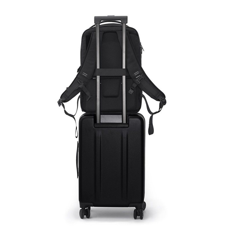 XD DESIGN BACKPACK BIZZ BACKPACK BLACK P/N: P705.931 XD DESIGN BACKPACK BIZZ BACKPACK BLACK P/N: P705.931