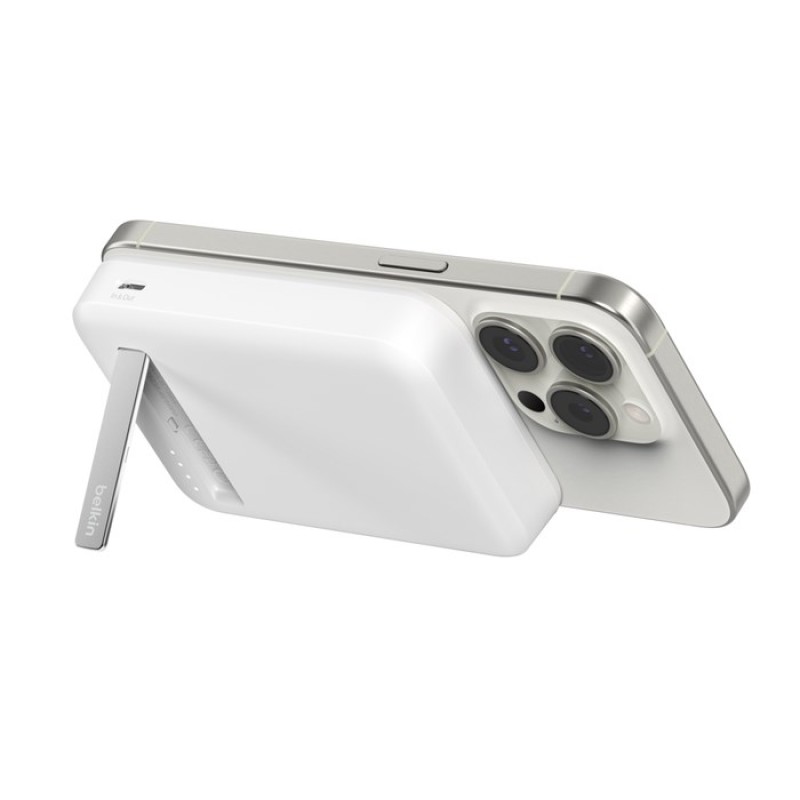 Belkin BoostCharge Pro 8000 mAh Wireless charging White Belkin BoostCharge Pro 8000 mAh Wireless charging White