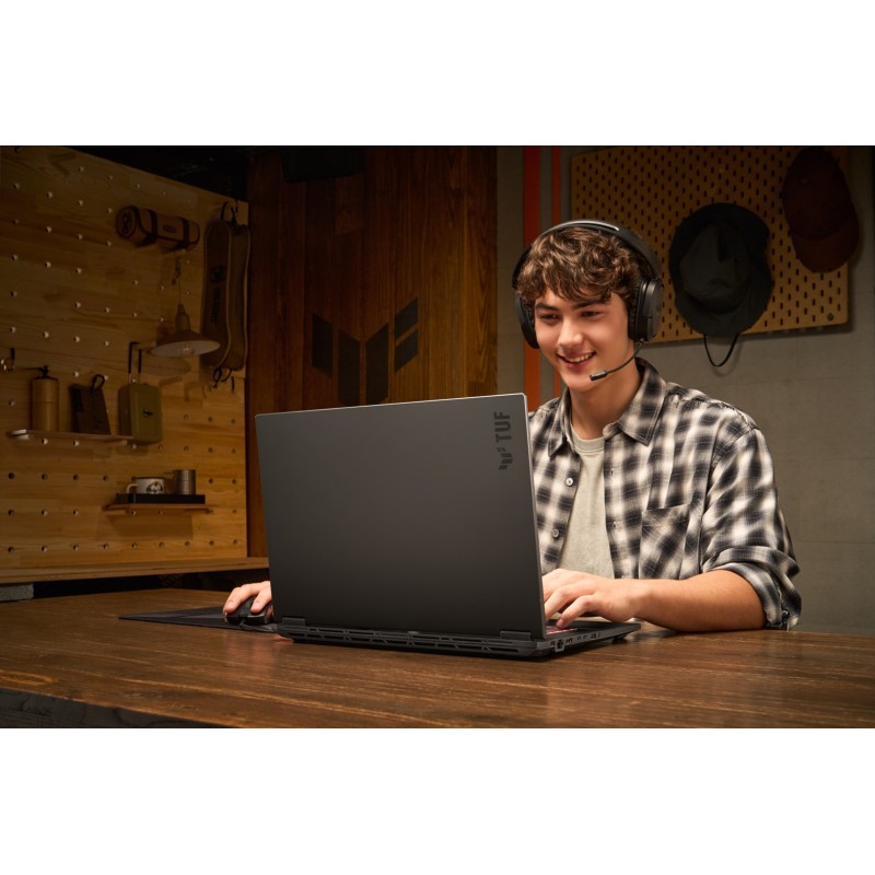 ASUS TUF Gaming A18 FA808UM-S9058 AMD Ryzen™ 7 260 Laptop 45.7 cm (18 ASUS TUF Gaming A18 FA808UM-S9058 AMD Ryzen™ 7 260 Laptop 45.7 cm (18