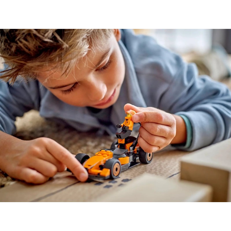 LEGO CITY 60442 F1 Driver with McLaren Race Car LEGO CITY 60442 F1 Driver with McLaren Race Car