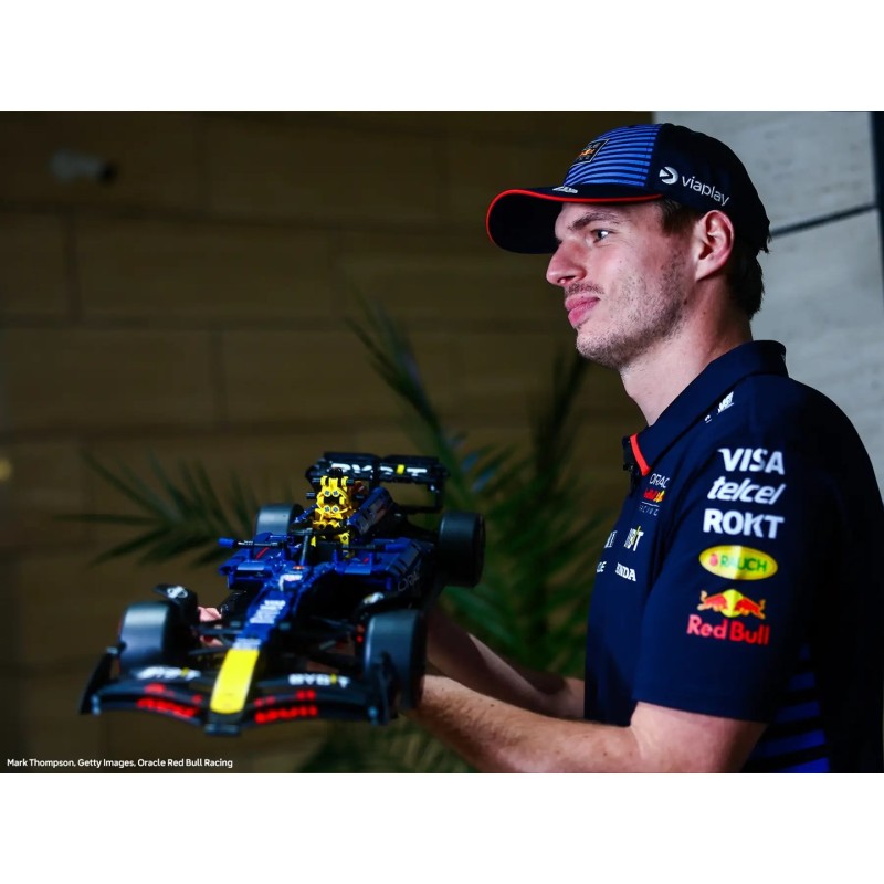 LEGO TECHNIC 42206 Oracle Red Bull Racing RB20 LEGO TECHNIC 42206 Oracle Red Bull Racing RB20