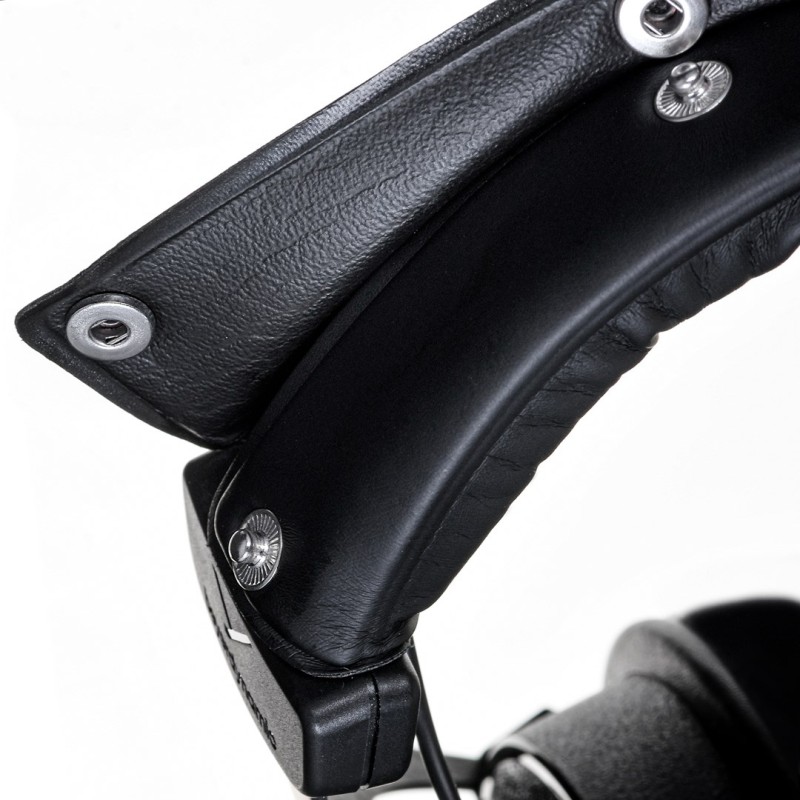 Beyerdynamic DT 770 PRO 32 Ω - closed studio headphones Beyerdynamic DT 770 PRO 32 Ω - closed studio headphones