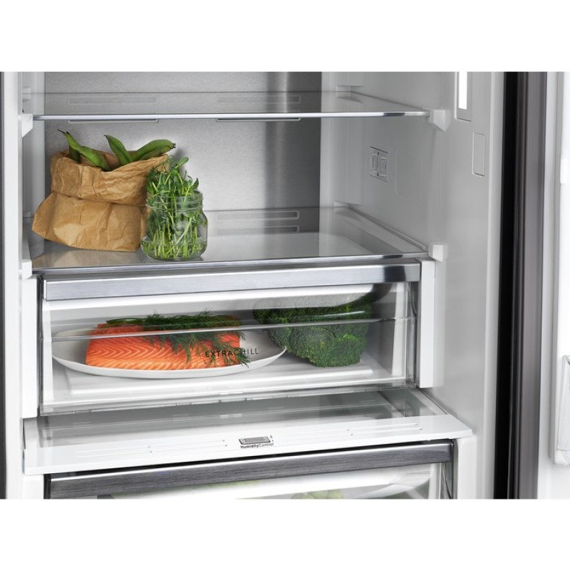 Electrolux LNT7ME36X3 Freestanding 366 L E Stainless steel Electrolux LNT7ME36X3 Freestanding 366 L E Stainless steel