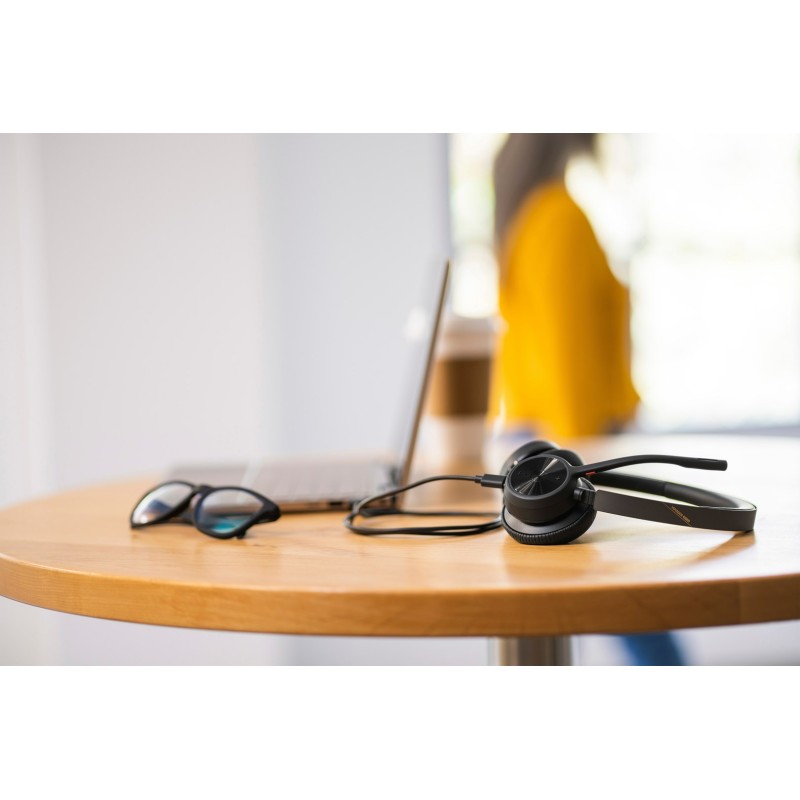 POLY Voyager 4320 Microsoft Teams Certified Headset +BT700 dongle +Charging Stand POLY Voyager 4320 Microsoft Teams Certified Headset +BT700 dongle +Charging Stand