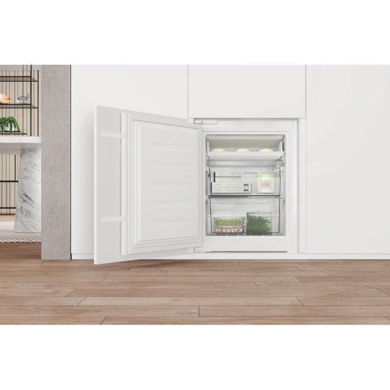 Whirlpool WHC20 T352 Built-in 280 L E White Whirlpool WHC20 T352 Built-in 280 L E White