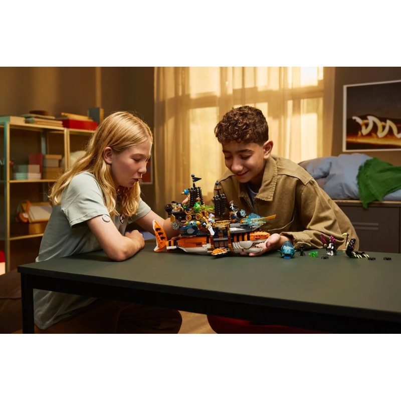 LEGO DREAMZZZ 71515 Tiger Shark Tank