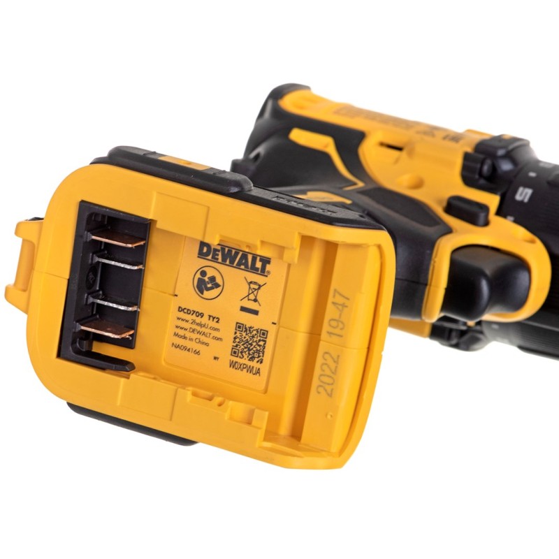 POWER TOOL COMBO KIT DEWALT DCK2062M2T (DCD709+DCF809) 18V 2X4.0AH POWER TOOL COMBO KIT DEWALT DCK2062M2T (DCD709+DCF809) 18V 2X4.0AH