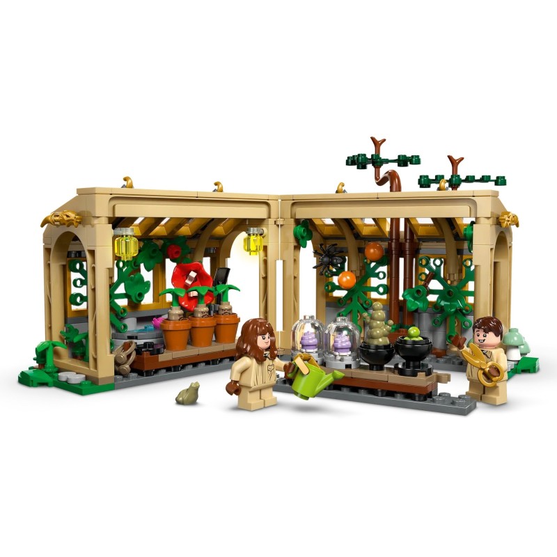 LEGO HARRY POTTER 76445 Hogwarts Castle - Herbology Class LEGO HARRY POTTER 76445 Hogwarts Castle - Herbology Class