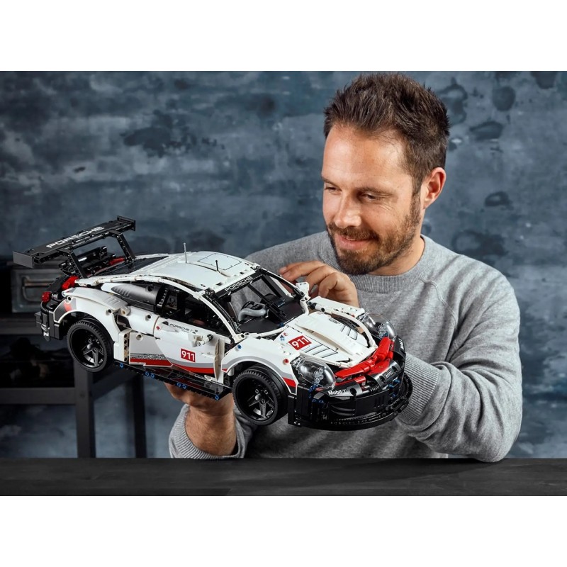 LEGO TECHNIC 42130 BMW M 1000 RR LEGO TECHNIC 42130 BMW M 1000 RR