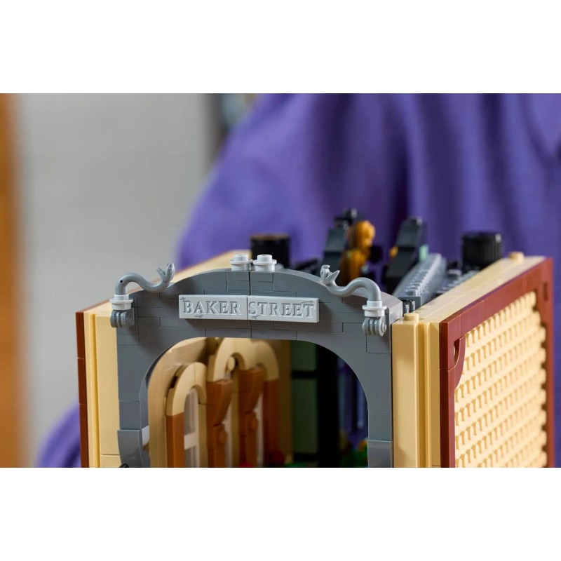 LEGO ICONS 10351 Sherlock Holmes: Book nook